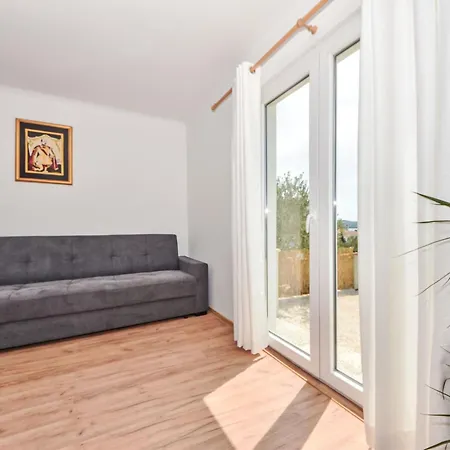 Goran Ii By Interhome بيت للعطل